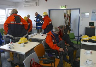 528094e3dbfe0.jpg